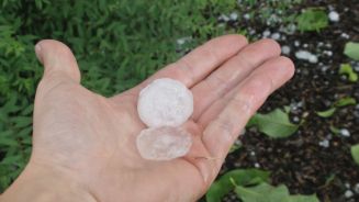 Unwetter in Bayern: Hagel, Fluten und ein Todesopfer