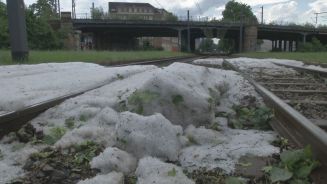 Hagel-Berge: Unwetter erwischen Deutschland kalt