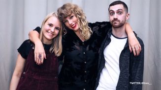 Star hautnah: Fans hören ‚Reputation‘ bei Taylor Swift