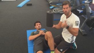 Powerriegel-Boy: Der Fitnesscoach der DFB-Elf ist hot!